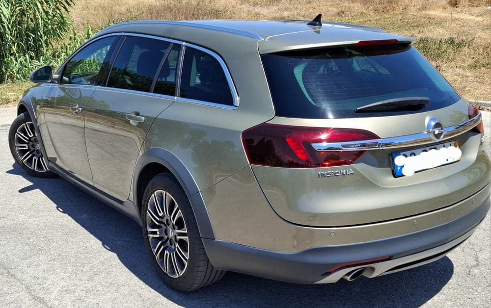 Opel Insignia Country Tourer Country Tourer 4x4 Nacional 2.0 diesel 170cv Azeitão (São Lourenço E São Simão)