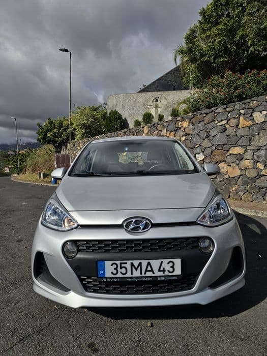 Hyundai i10 São Martinho