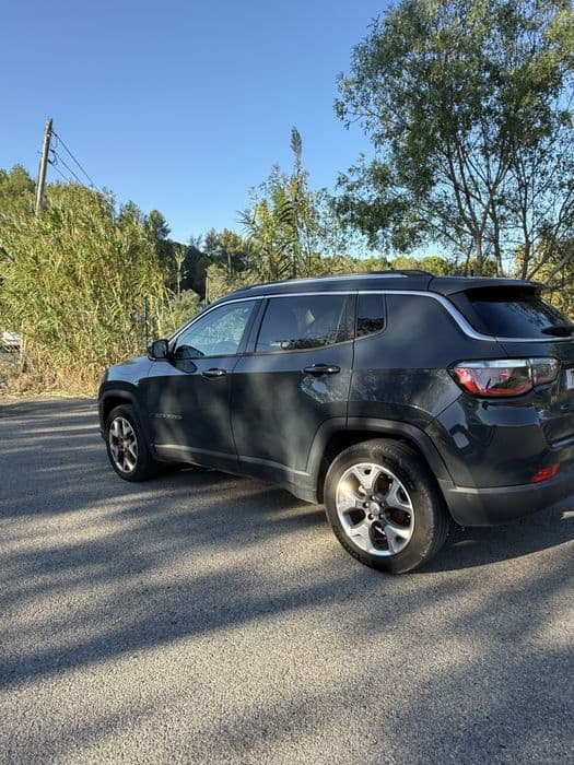Jeep Compass 1.6 M- Jet Limited Rio de Mouro