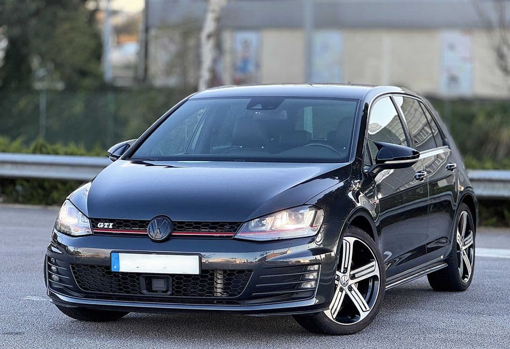 Volkswagen Golf GTi 2.0 TSI BlueMotion PELE C/NOVO Cidade Da Maia