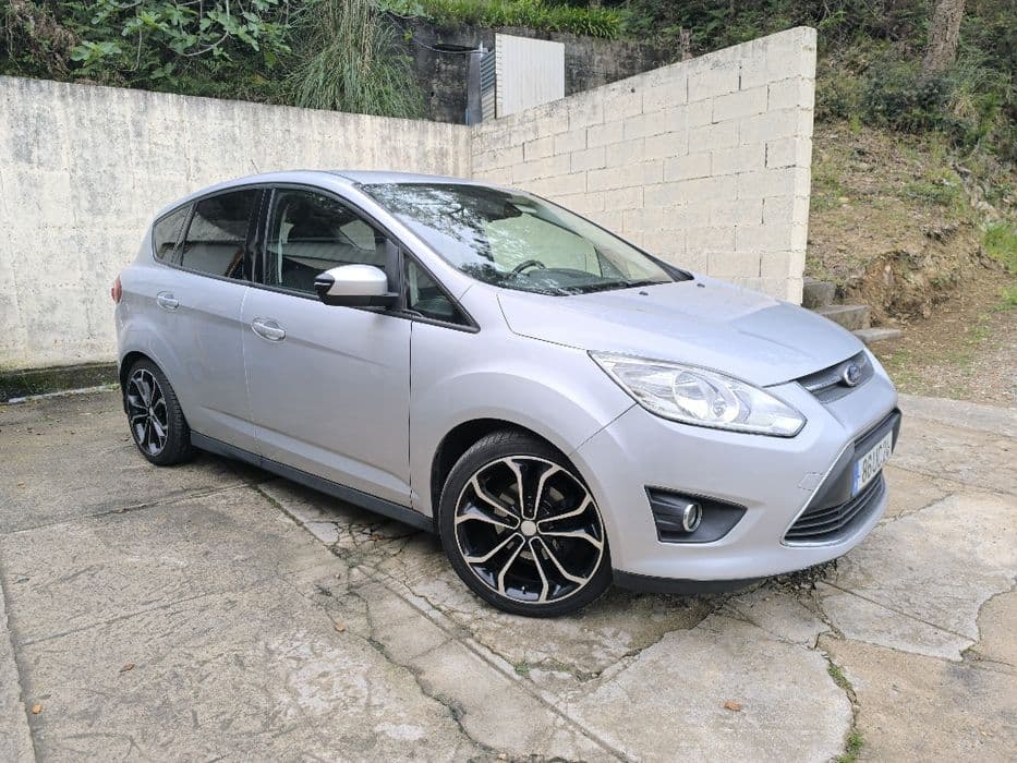 Ford C-Max 1.6 TDCI Titanium SÓ CHAMADAS Fânzeres E São Pedro Da Cova
