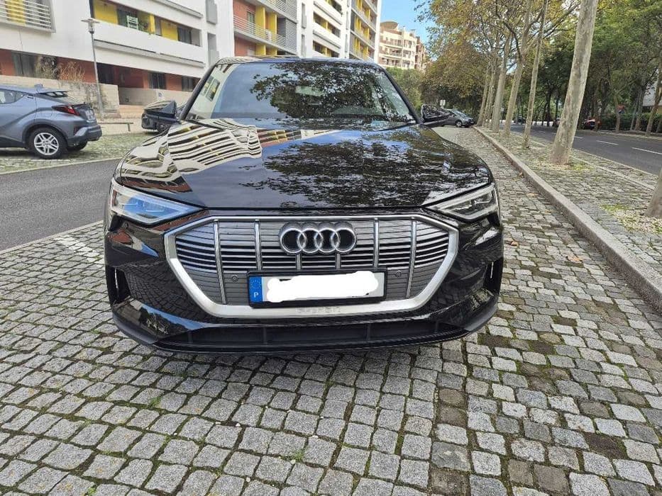 Audi e-tron Sportback 55 quattro (408 cv)