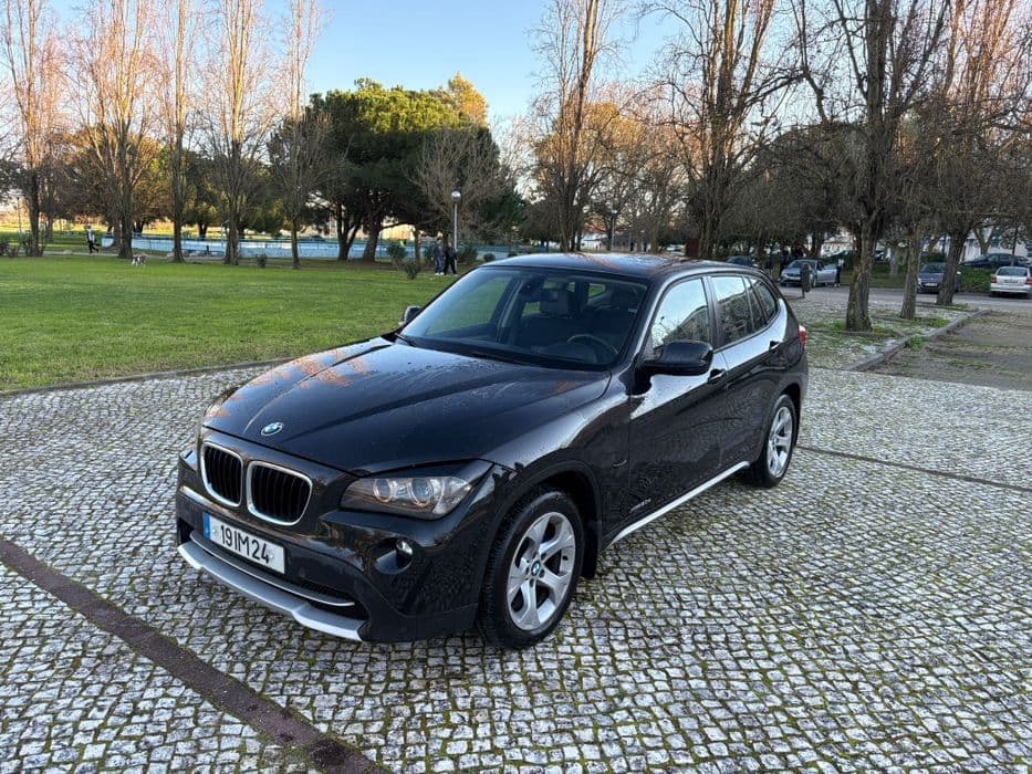 BMW X1 177CV AUTOMÁTICO Pintura NOVA!! 111.000Klms!!! Barreiro E Lavradio