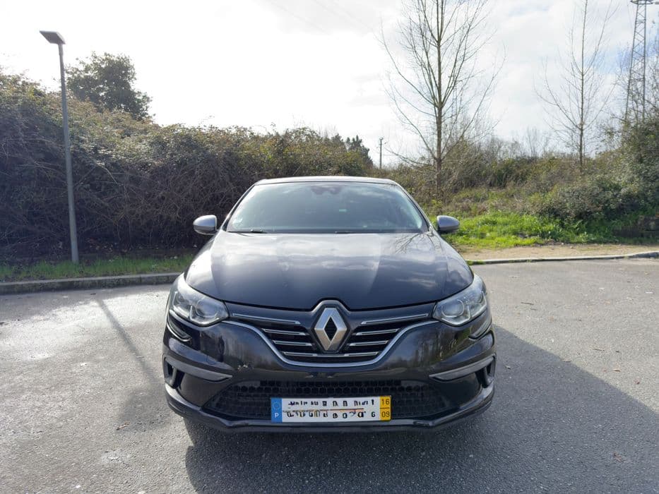 Renault Mégane 1.2 TCe GT Line Nacional Poucos Km