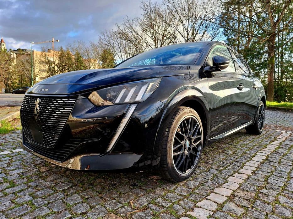 Peugeot 208 GT Line Penafiel