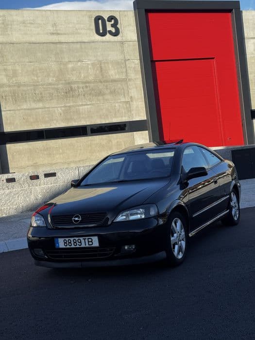 Opel Astra Coupe Bertone 1.6 16V São João de Ver