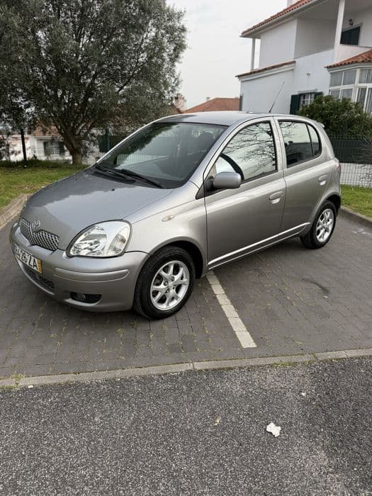 Toyota Yaris 1.0 VVT-i C - CAIXA AUTOMATICA - 1 Dono - NACIONAL Fernão Ferro