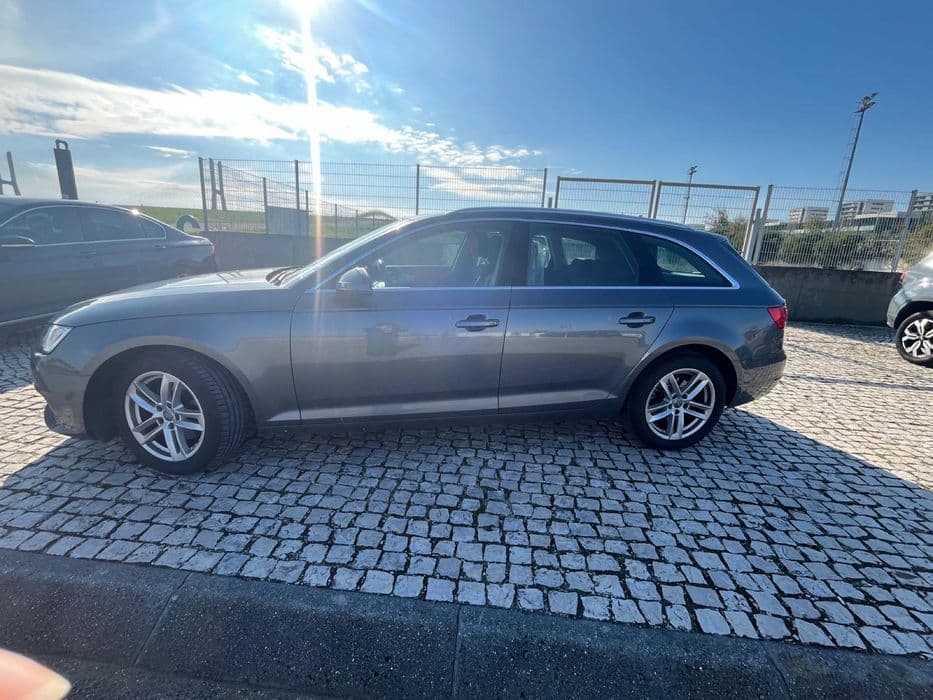 Audi A4 Avant 2.0 S Tronic Automática - apenas 83 mil km! Moscavide E Portela