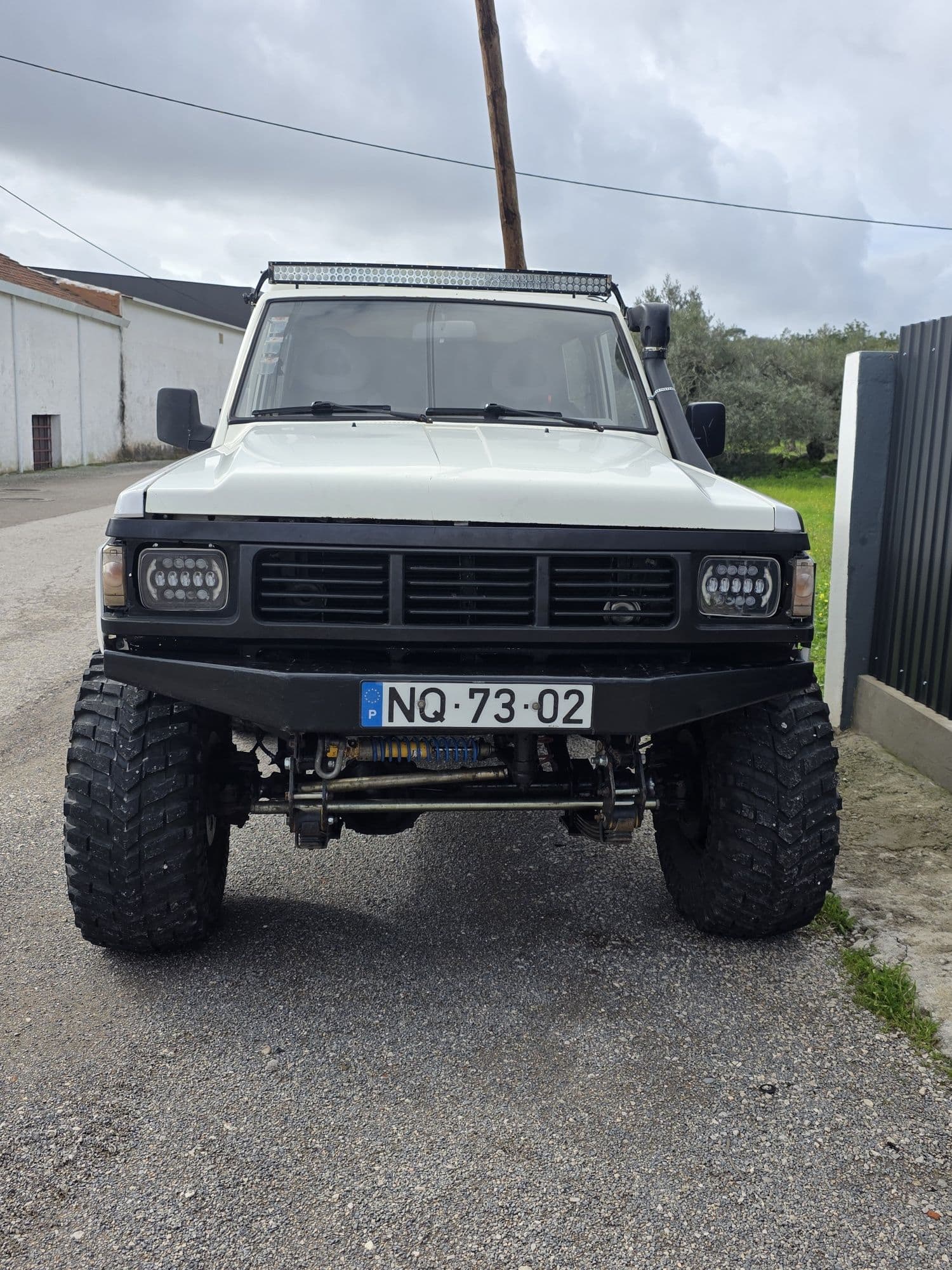 Nissan Patrol rd28 rodas averbadas São Brás de Alportel