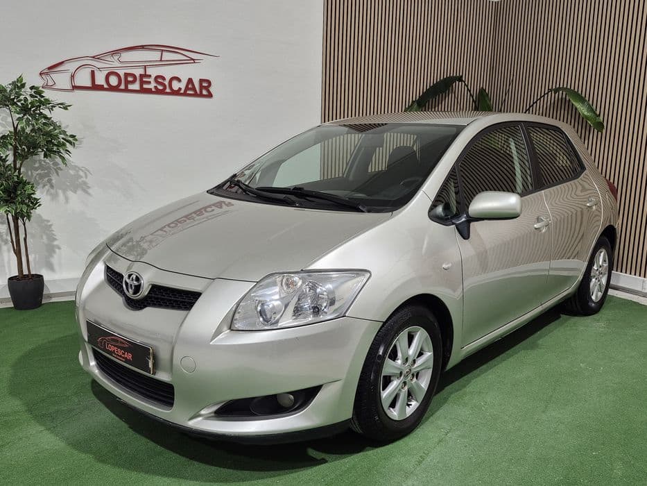 Toyota Auris 1.4D-4D - 130.000KM