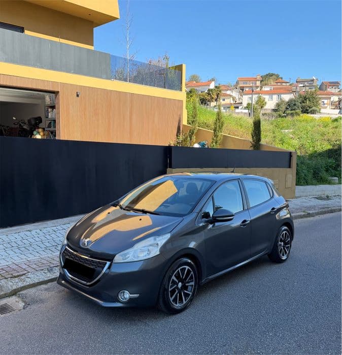 Peugeot 208 1.6 Blue Hdi Como Novo