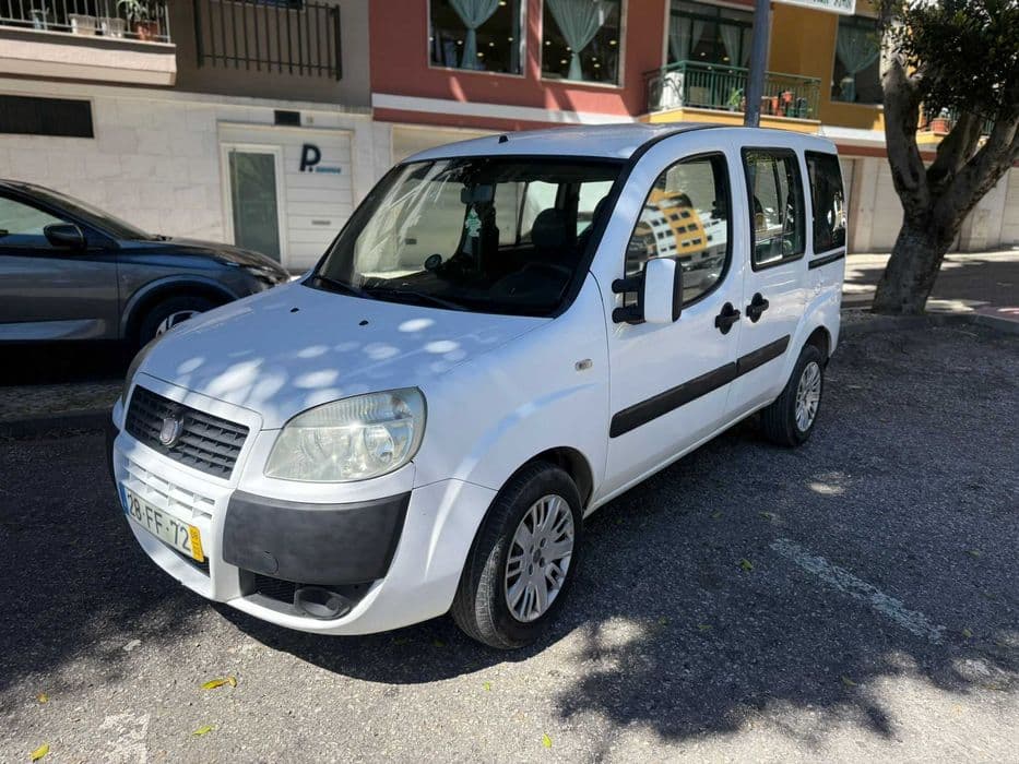 Fiat Doblò 1.3 jtd 5 lugares