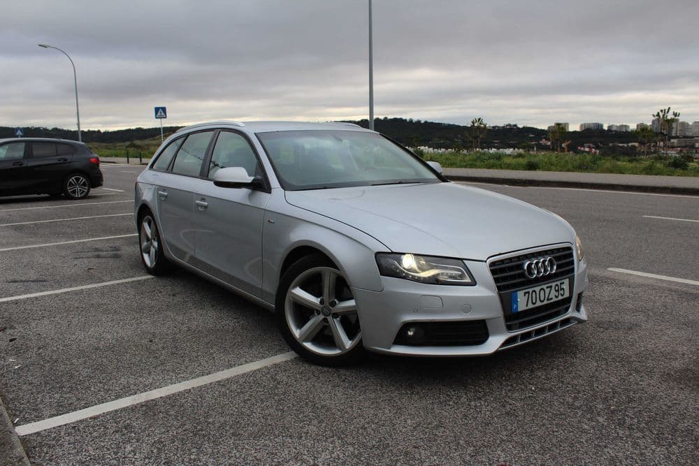 Audi  B8 Avant 2.0 TDI Full extras