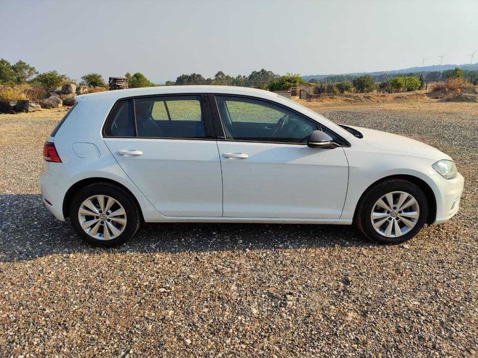 Volkswagen Golf 1.6 TDI Confortline