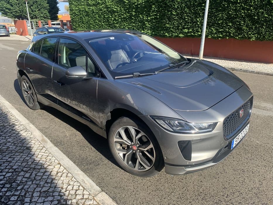 Jaguar I-Pace eletrico 400 km autonomia