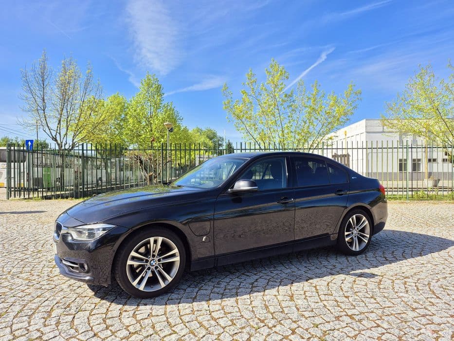 BMW 330 Nacional