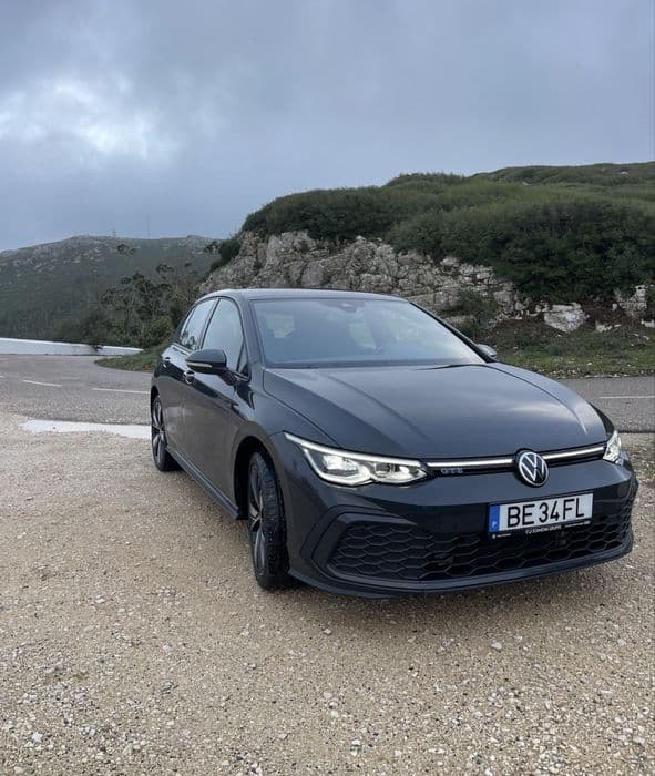 Volkswagen Golf GTE- Hybrid Plug-in (50km autonomia