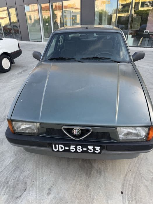Alfa Romeo 75 , 1.6 carburadores Boidobra