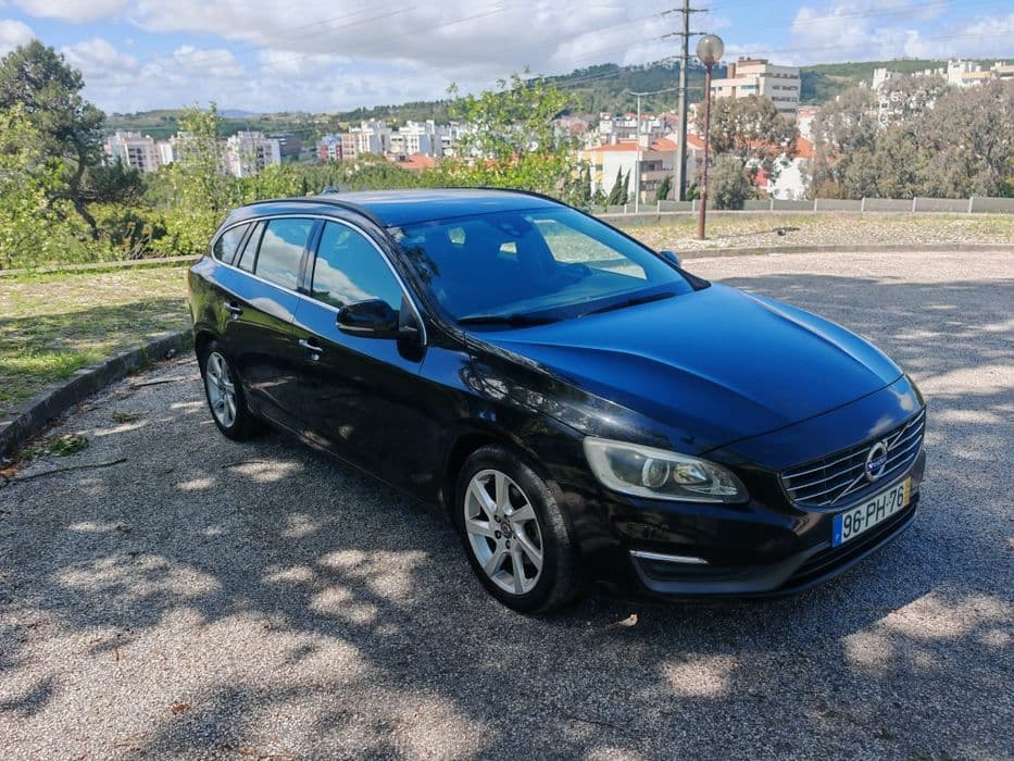 Volvo V60 2.0 D4 Nacional 184cv Carnaxide E Queijas