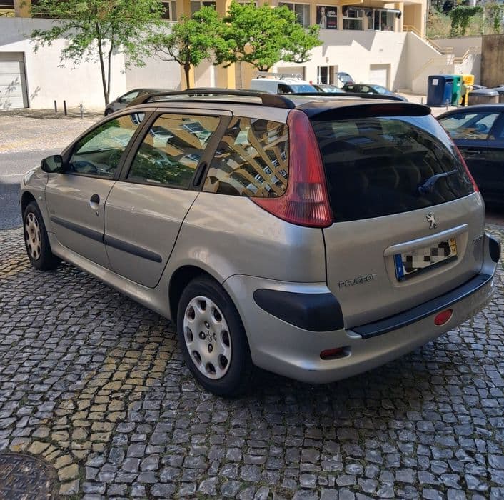 Peugeot  1.1i look
