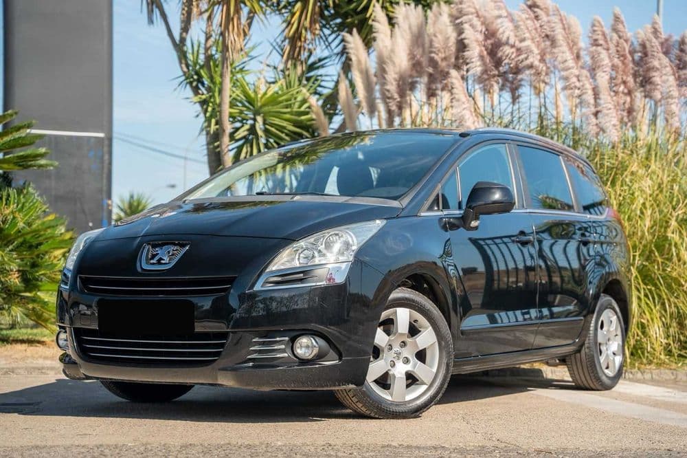 Peugeot 5008 7 lugares + teto panorâmico Alcabideche