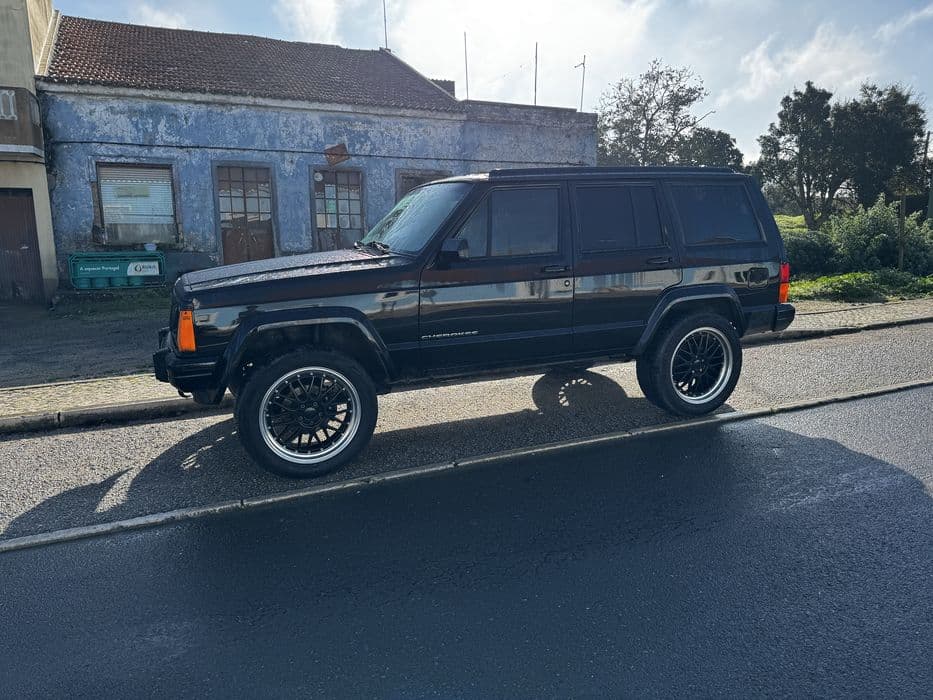 Jeep Cherokee XJ 4.0 Auto. + GPL Santiago Do