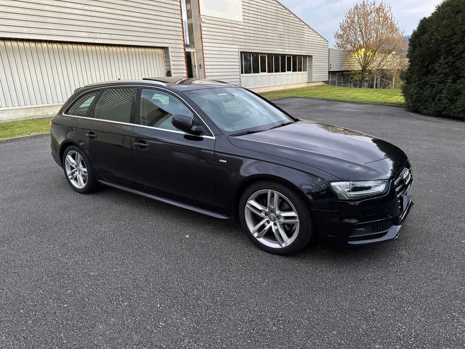 Audi A4 Avant 2.0TDI 177CV Full S-Line (Interior/Exterior) Azurém