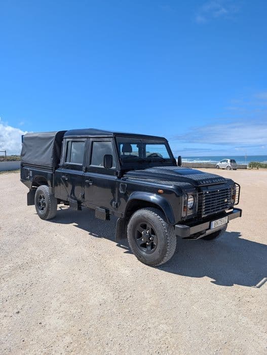 Land Rover Defender Puma