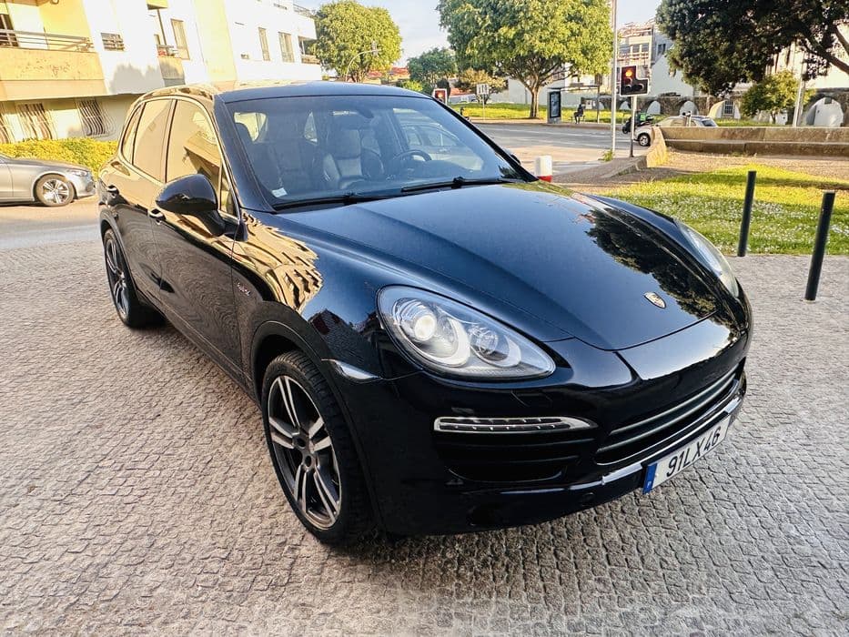 Porsche Cayenne S Hybrid Aldoar, Foz Do Douro E Nevogilde