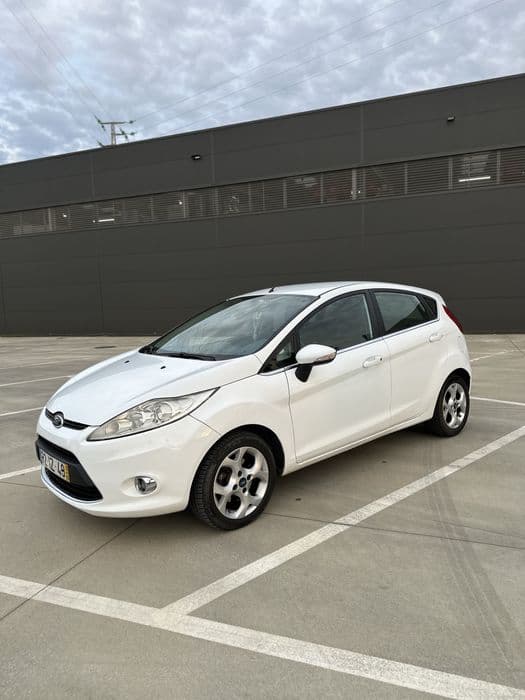 Ford Fiesta 1.4 TDCi Águeda E Borralha