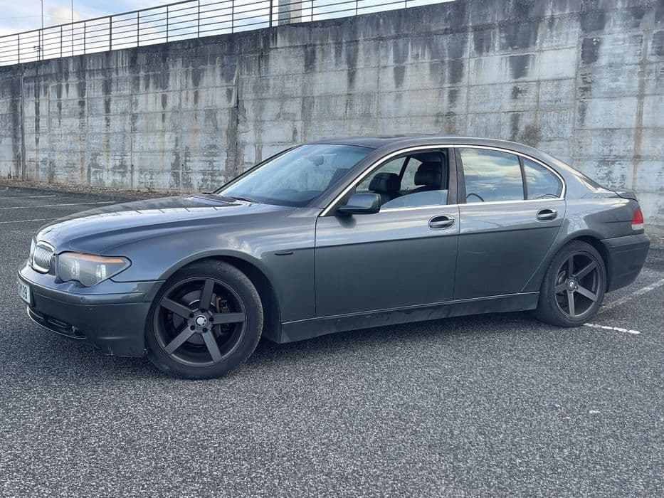 BMW 735 L V8