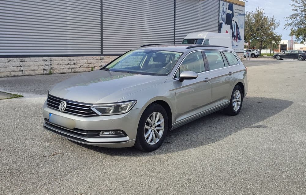 Volkswagen Passat Variant 2.0TDI 150CV - c/Financiamento COMO NOVA / NACIONAL Vila Franca de Xira
