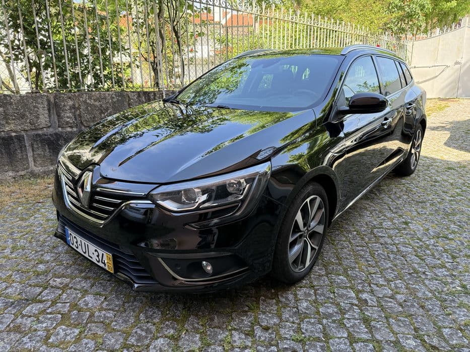 Renault Mégane Sport Tourer Sport Tourer Bose Edition Coimbra (Sé Nova, Santa Cruz, Almedina E São Bartolomeu)