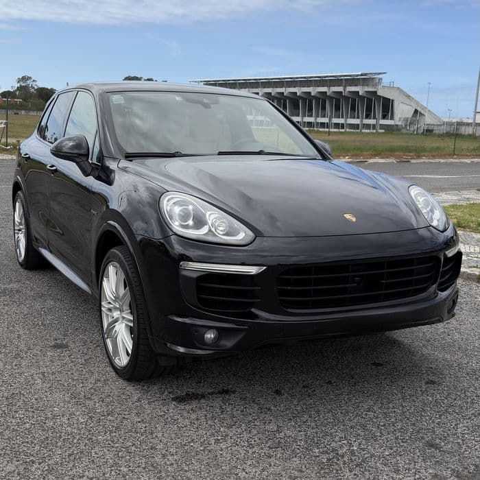 Porsche Cayenne S E-Hybrid Plug-In **Desde 435€** Agualva E Mira-Sintra