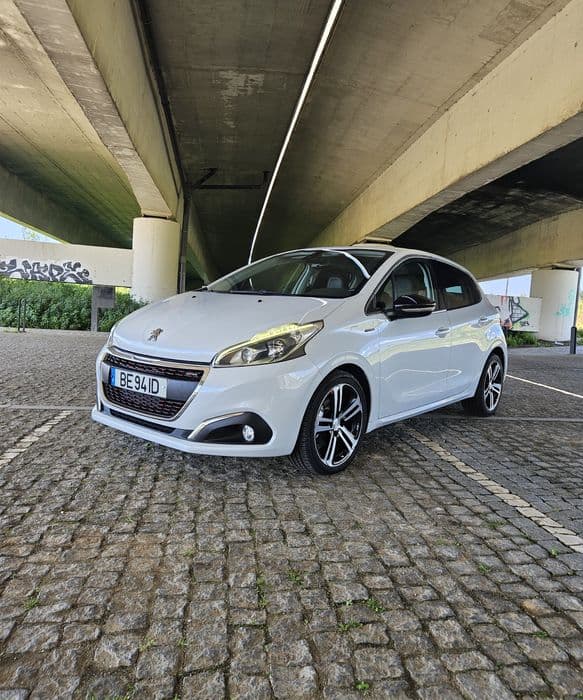 Peugeot 208 1.2 GT Gondomar (São Cosme), Valbom E Jovim