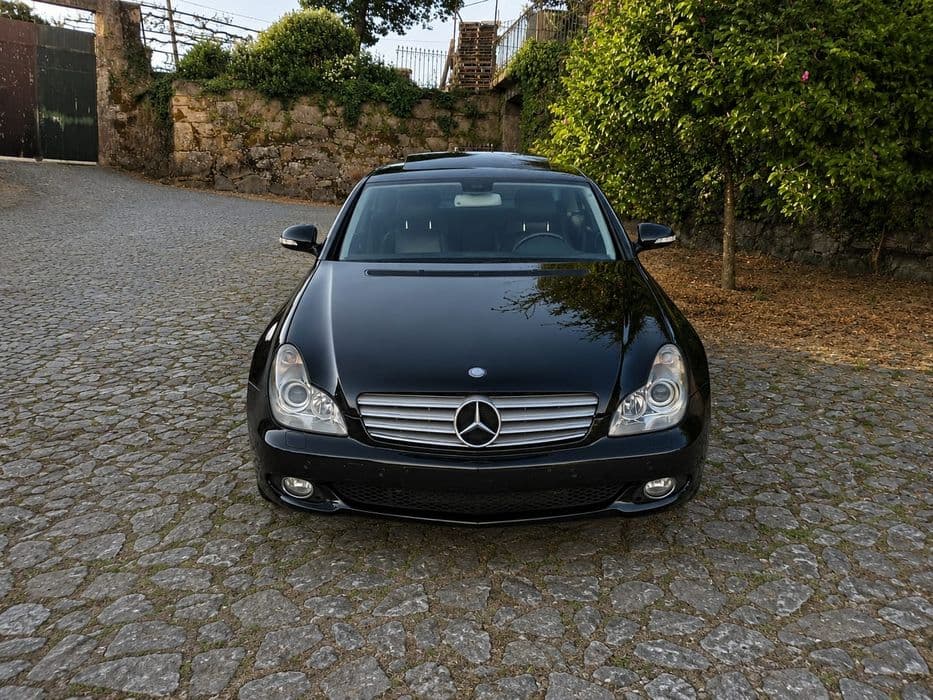 Mercedes-Benz CLS 350 gasolina ler descrição por favor Vila Nova do Campo