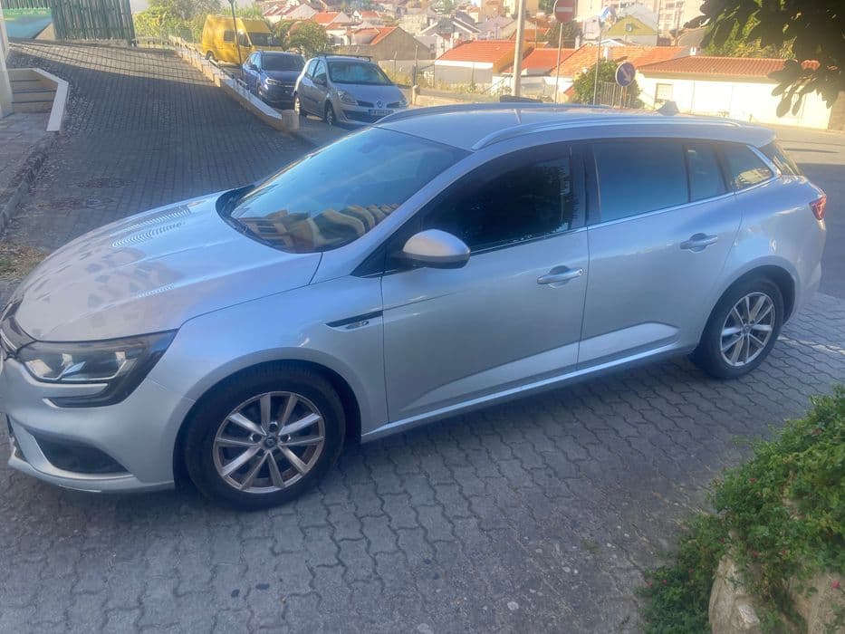 Renault Mégane Sport Tourer ST /2017 Automática — Familiar (Opção PMR) Setúbal (São Julião, Nossa Senhora Da Anunciada E Santa Maria Da Graça)