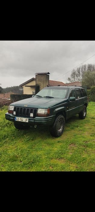 Jeep Cherokee 2.5td Mafamude E Vilar Do Paraíso