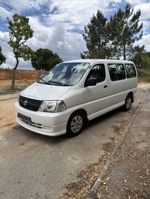 Toyota  2.5 D-4D 9Lugares — — 92.000 km Cadaval E Pêro Moniz