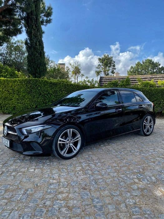 Mercedes-Benz A 180 D - AUTOMÁTICO - Progressive Faro (Sé E São Pedro)
