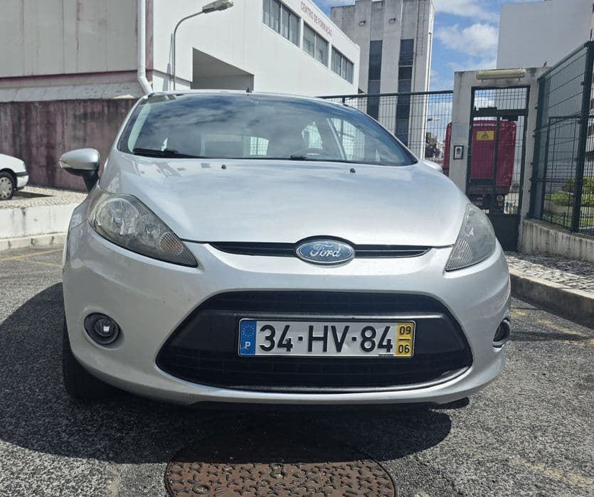 Ford Fiesta 1.2 gasolina Odivelas