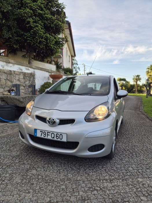 Toyota Aygo Auto 1.0 Plus Gondifelos, Cavalões E Outiz