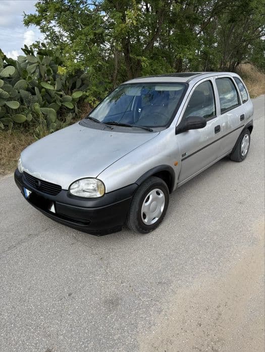 Opel Corsa B 1.5 TD isuzu Moita