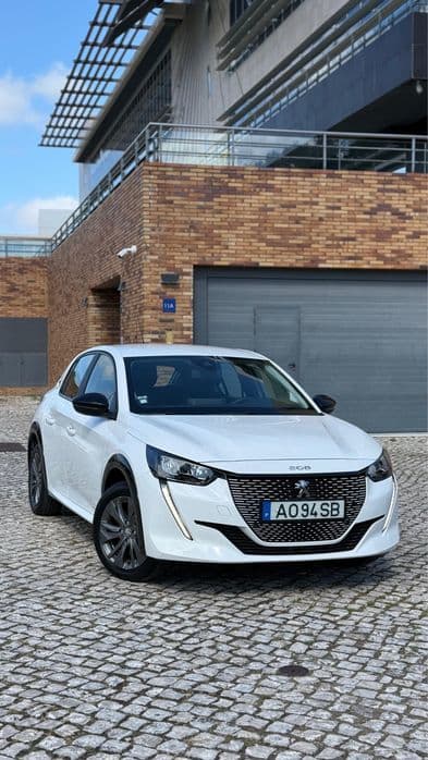 Peugeot e-208 50 kWh Santa Iria De Azoia, São João Da Talha E Bobadela