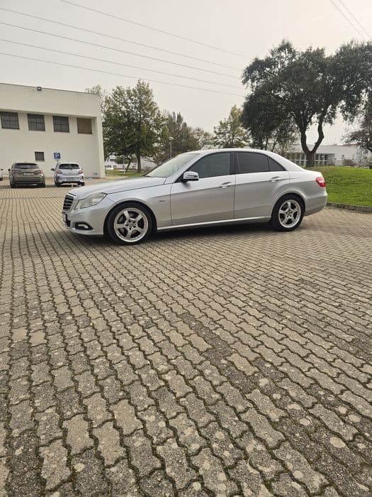 Mercedes-Benz E 350 avagarde Beja (Santiago Maior E São João Baptista)