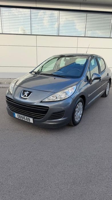 Peugeot  1.6 HDI versão 99g São Sebastião