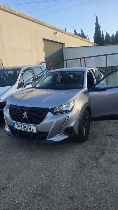 Peugeot 2008 80.000km automatico