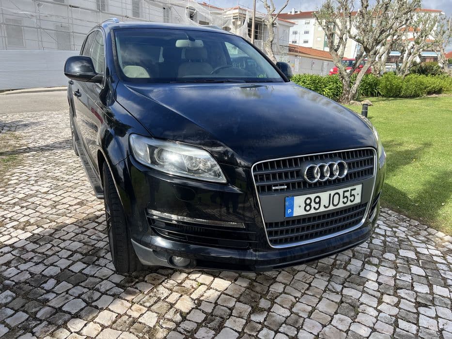 Audi Q7 V6. 3.0. Panoramico Nacional Full extras 7 lugares Mafra
