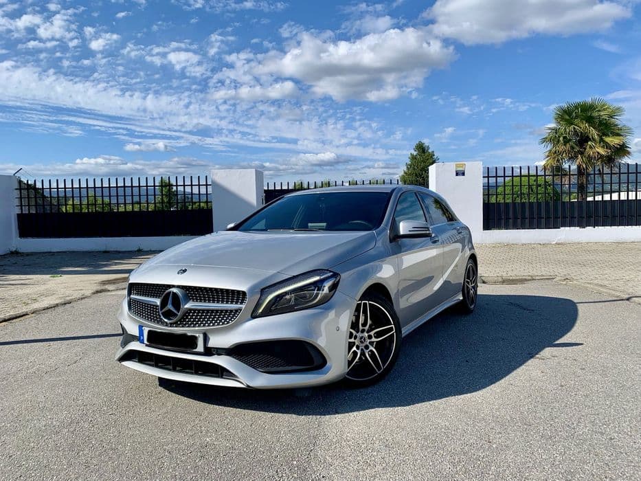 Mercedes-Benz A 180 Pack AMG como NOVO Loureira