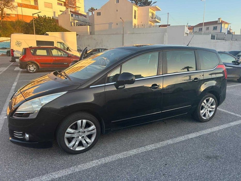 Peugeot 5008 2.000 HDI 7lg Mafra